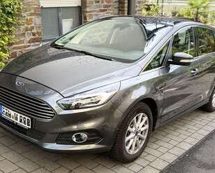 Ford S-Max Gebrauchtwagen
