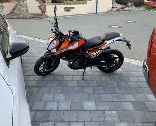 KTM 125 Duke Gebrauchtwagen