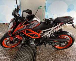 KTM 390 Duke Gebrauchtwagen