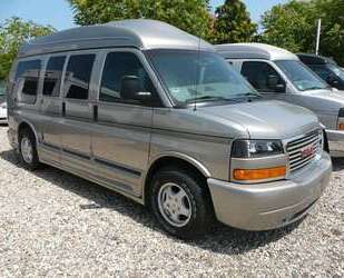 GMC Savana 