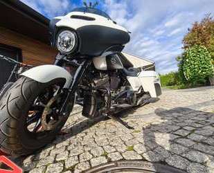 Harley Davidson Street Glide Gebrauchtwagen