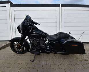 Harley Davidson Street Glide Gebrauchtwagen