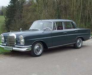 Mercedes-Benz 220 Gebrauchtwagen