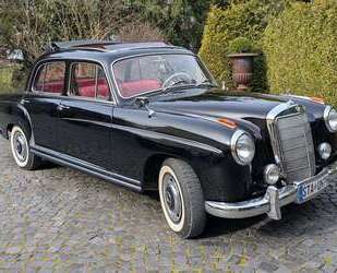 Mercedes-Benz 220 Gebrauchtwagen