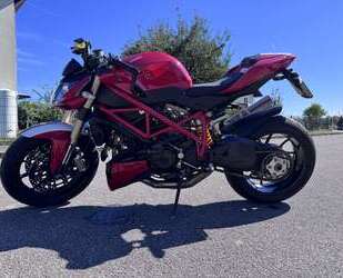 Ducati Streetfighter 