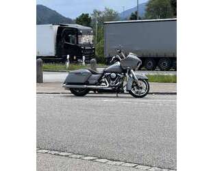 Harley Davidson Road Glide Gebrauchtwagen