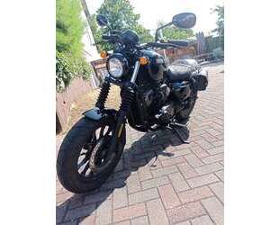 Hyosung GV 125 