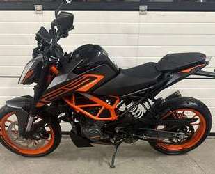 KTM 125 Duke Gebrauchtwagen