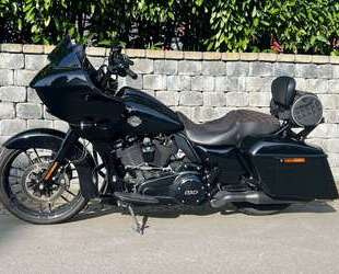 Harley Davidson Road Glide Gebrauchtwagen
