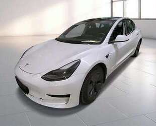 Tesla Model 3 Gebrauchtwagen