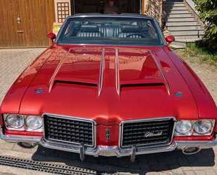 Oldsmobile Cutlass 