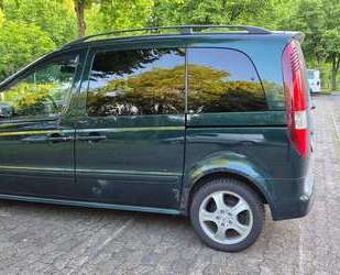 Toyota Vaneo 