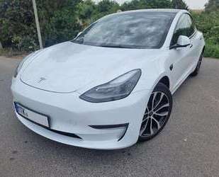 Tesla Model 3 Gebrauchtwagen