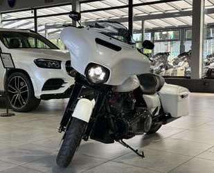 Harley Davidson Street Glide Gebrauchtwagen