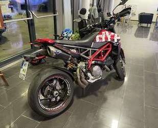 Ducati Hypermotard 950 