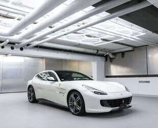 Ferrari GTC4 Lusso Gebrauchtwagen