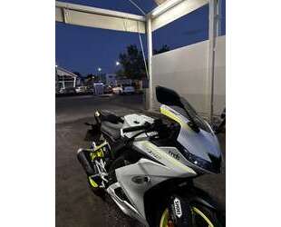 Yamaha YZF-R125 Gebrauchtwagen