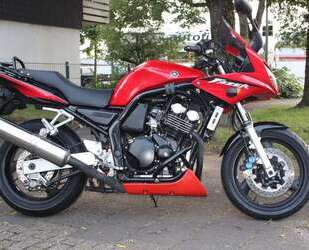 Yamaha FZS 600 Gebrauchtwagen