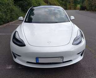 Tesla Model 3 Gebrauchtwagen