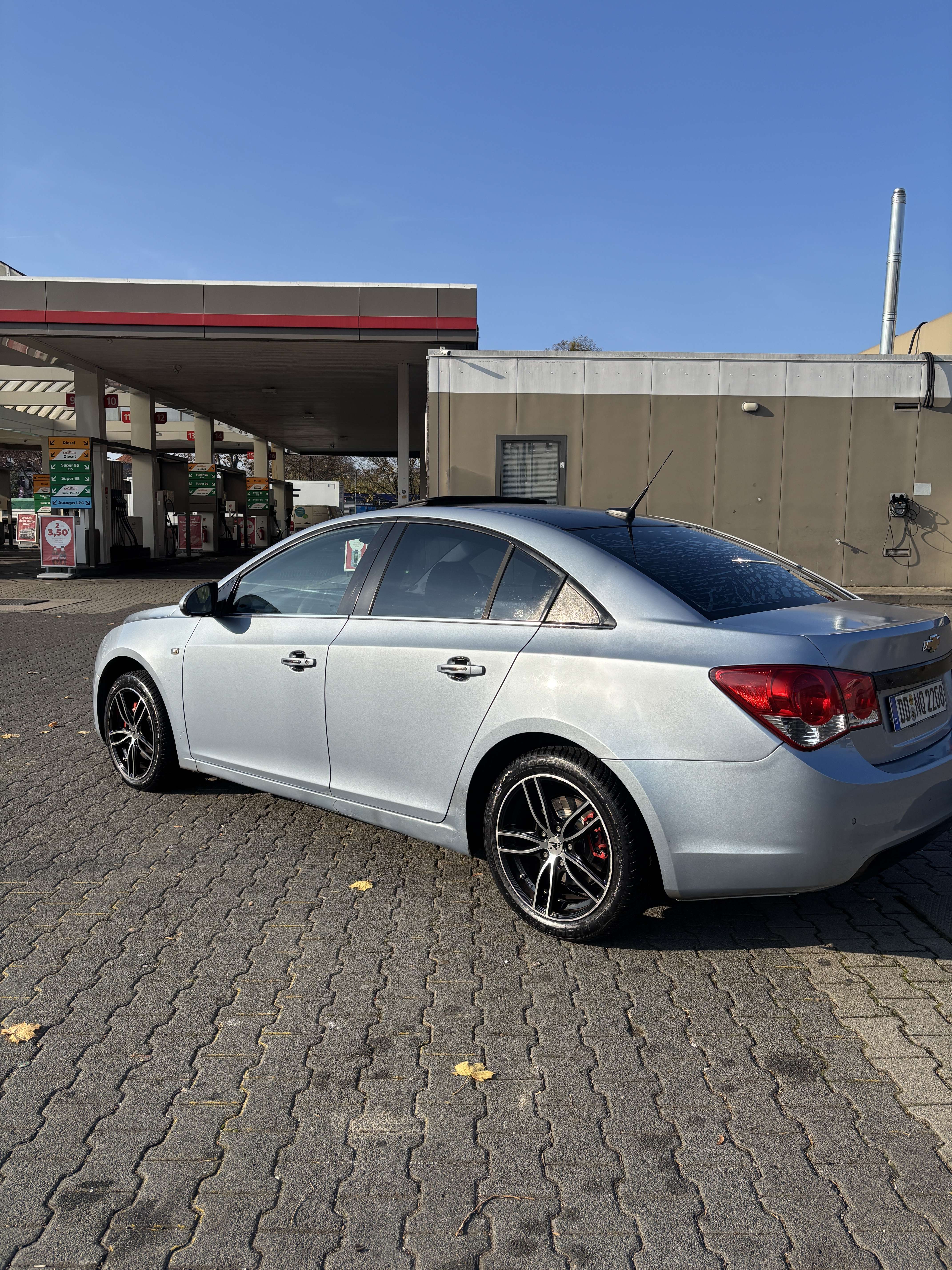 Cruze