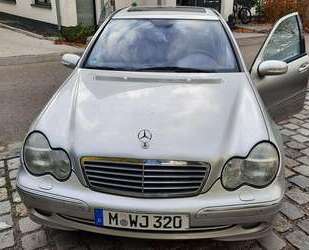 Mercedes-Benz 320 Gebrauchtwagen