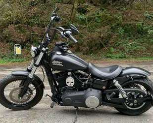 Harley Davidson Dyna Street Bob Gebrauchtwagen