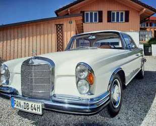 Mercedes-Benz 220 Gebrauchtwagen