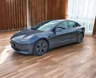 Tesla Model 3 Gebrauchtwagen