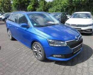 Skoda Fabia CLEVER Combi 1.0 TSI NAVI AHK ALU APS SITZHE Gebrauchtwagen