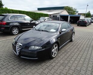 Alfa Romeo GT 2.0 16V JTS Progression Sportiva TÜV neu Gebrauchtwagen