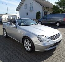 Mercedes-Benz SLK 230