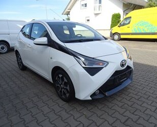 Toyota Aygo 1,0l x-play club Automatik, AppleCarplay, Kli Gebrauchtwagen