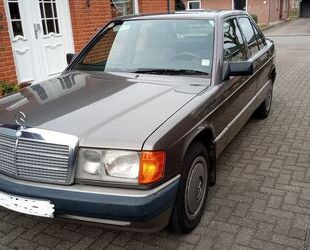 Mercedes-Benz 190 