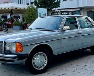 Mercedes-Benz 230 Gebrauchtwagen