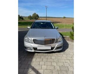 Mercedes-Benz 220 Gebrauchtwagen