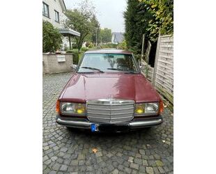 Mercedes-Benz E 230 Gebrauchtwagen