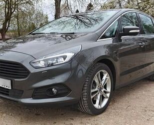 Ford S-Max Gebrauchtwagen