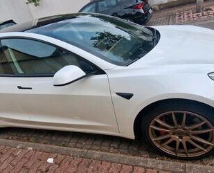 Tesla Model 3 Gebrauchtwagen