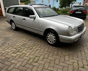Mercedes-Benz E 240 Gebrauchtwagen