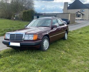 Mercedes-Benz E 230 Gebrauchtwagen