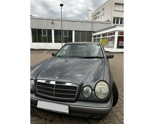 Mercedes-Benz E 240 Gebrauchtwagen