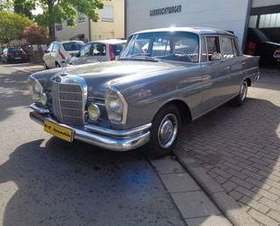 Mercedes-Benz 230 Gebrauchtwagen