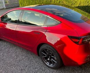 Tesla Model 3 Gebrauchtwagen