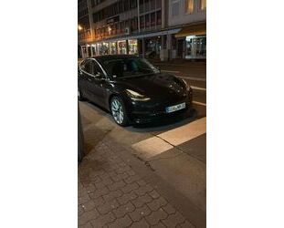 Tesla Model 3 Gebrauchtwagen