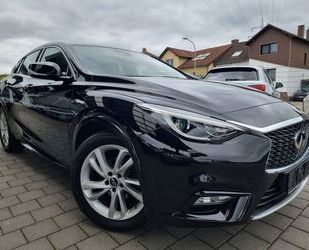 INFINITI Q30 Gebrauchtwagen