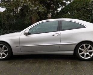 Mercedes-Benz C 180 Gebrauchtwagen