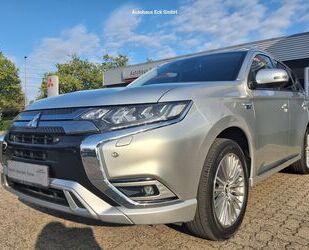 Mitsubishi Plug-in Hybrid Outlander Gebrauchtwagen