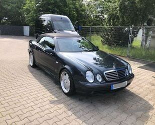 Mercedes-Benz CLK 320 Gebrauchtwagen
