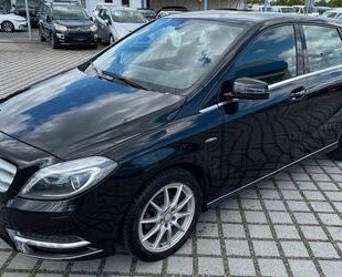 Mercedes-Benz B 180 Gebrauchtwagen