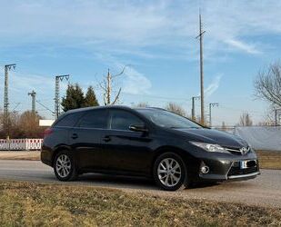 Toyota Auris Touring Sports Gebrauchtwagen